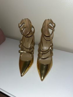 Michael Kors Gold Snakeskin-Embossed Multi-Strap Pumps 8.5