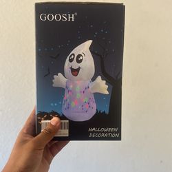 Halloween inflatable ghost