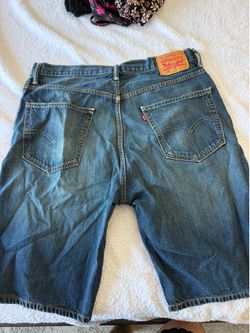 Men’s Levi’s shorts 36