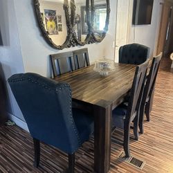 Table And Chairs 