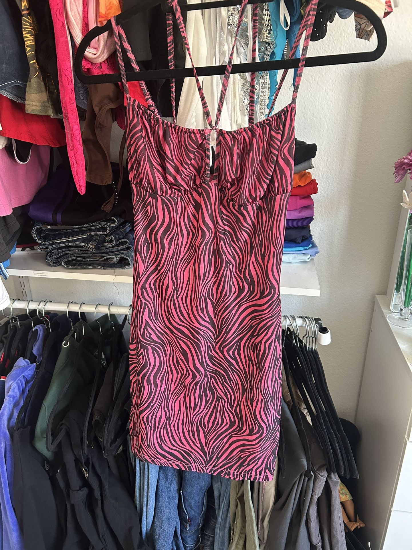 pink zebra bodycon dress 🩷🖤
