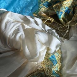 FREE - Full Cleopatra Halloween Outfit 