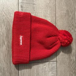 Supreme Red Pom Pom Beanie 