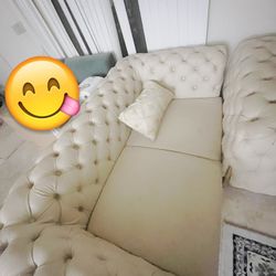 Leathered Sofa Set