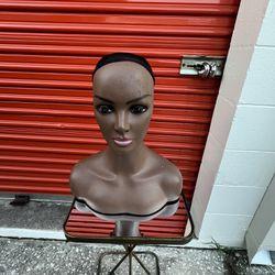 Half body female mannequin wig head