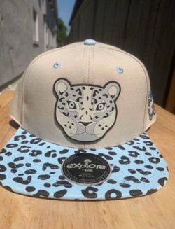 Snow Leopard Hat (Explore By Lids )  (youth Size) Snapback Endangered Species