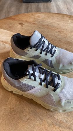 ON Running Cloudrunner Women's Size 8.5Frost | Aloe' Running Shoes 46.99019  Pre own Clean No box for Sale in Chula Vista, CA - OfferUp