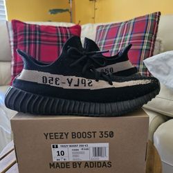 YEEZY BOOST 350
