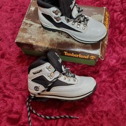 WOMEN'S TIMBERLAND EUROHIKER WHITE LEATHER BOOTS!