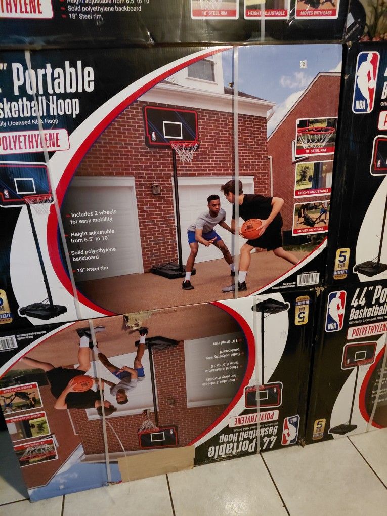 44 " Portable Basketball Hoop
