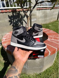 Men 2018 Air Jordan Retro 1 High OG Size 8 Shadow Black/Gray