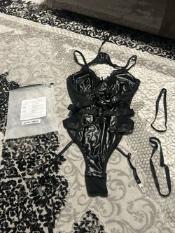 Lingerie size M
