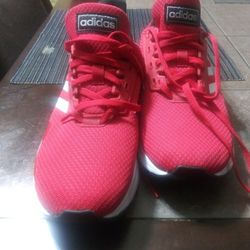 Adidas Tennis Shoes