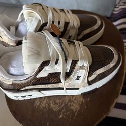 LV Trainer Sneaker