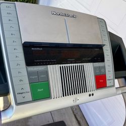 Title USED!! Nordictrack C2100 Treadmill