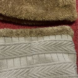 Two-Piece Men’s Knit Cap Set