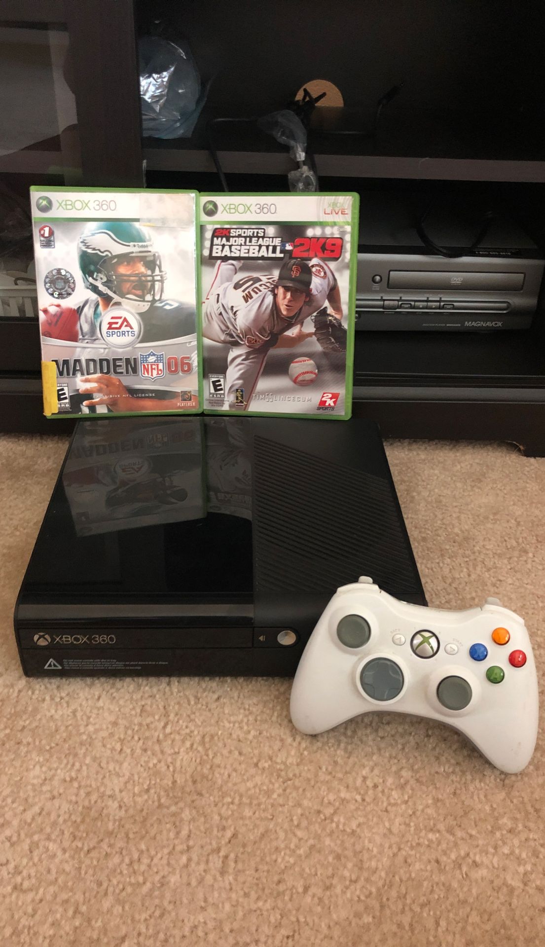 Xbox 360 with Controller & games