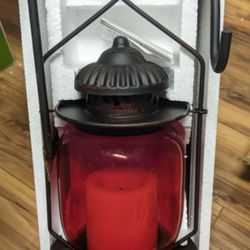 RED METAL OUTDOOR FLAMELESS LANTERN DECORATION CHRISTMAS