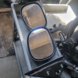 vendo par de espejos para troca Ford f150 $30 o mejor oferta 