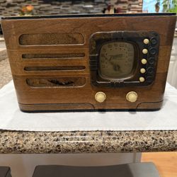 Vintage Zenith Radio