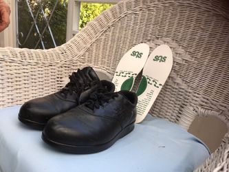 SAS Free Time Women's Shoes, 11W Black - Compare @ $160+ for Sale in  Augusta, GA - OfferUp