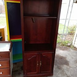 Lighted Shelf And Cabinet