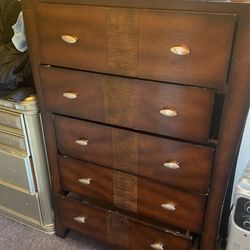 2 Big Drawers