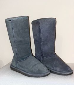 BearPaw Gray Boots SERIOUS BUYER