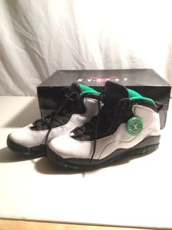 NEW OLD STOCK Air Jordan 10 Retros "Seattle Green" Size 6Y (Women's 7.5)