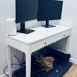 White Desk
