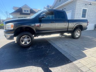 2009 DODGE RAM 2500 Quad Cab 4x4 - Heavy duty !!
