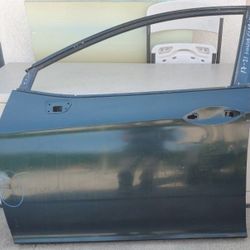 2018 -2021 HONDA CLARITY LEFT FRONT
DOOR DRIVER SIDE USED OEM. H Yd