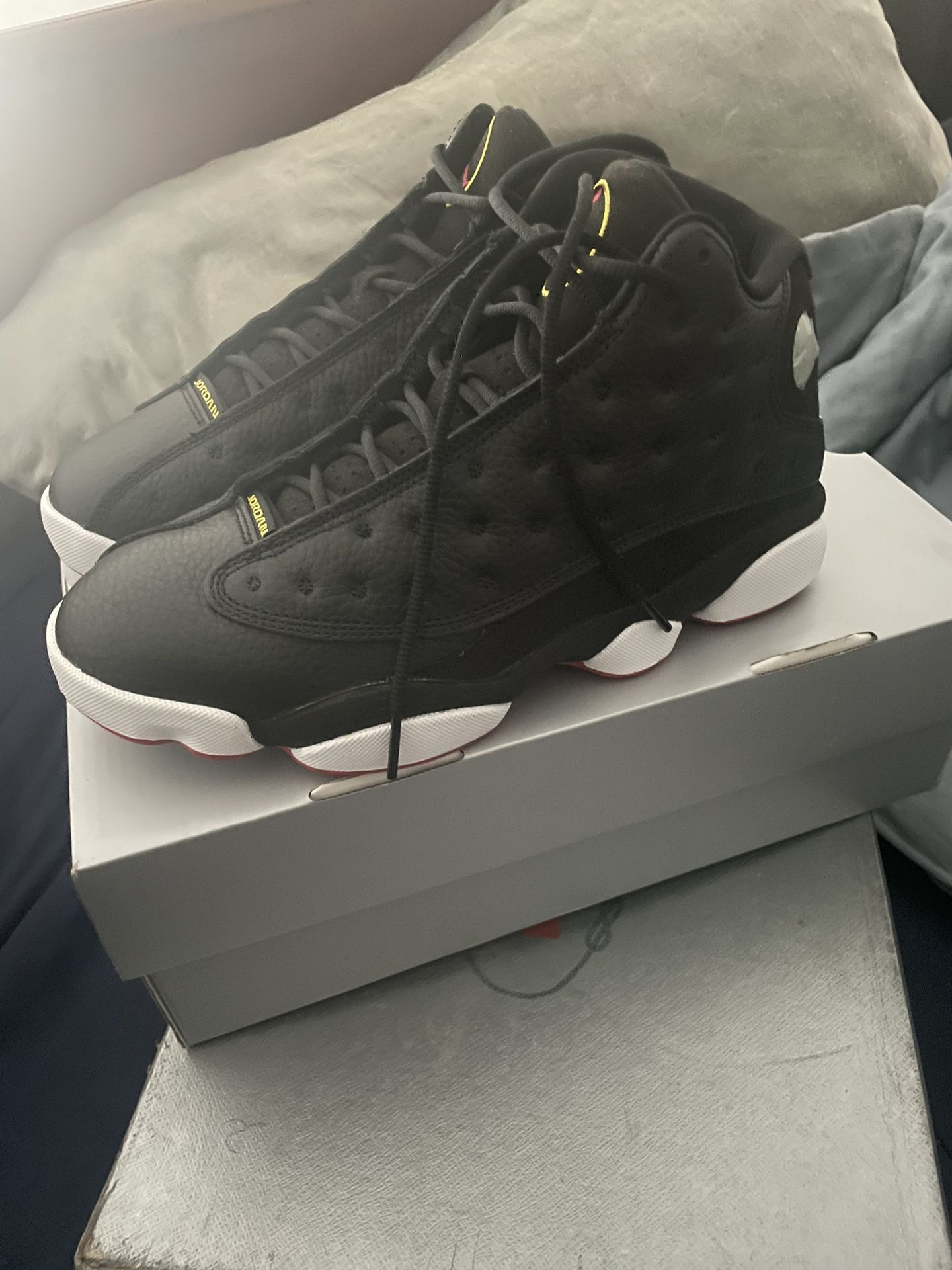Jordan 13 Sz 7.5 Mens New
