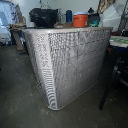 Condenser 5 Ton Brand York, Refrigerant R22