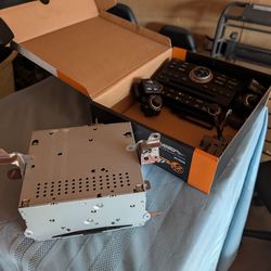 Nissan Armada Radio/ AC Controls