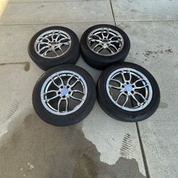 P225/55R17 95H Goodyear Assurance Fuel Max tires with Drag DR80 wheels