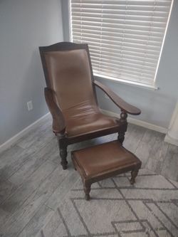 Leather Antique Lounge Chair