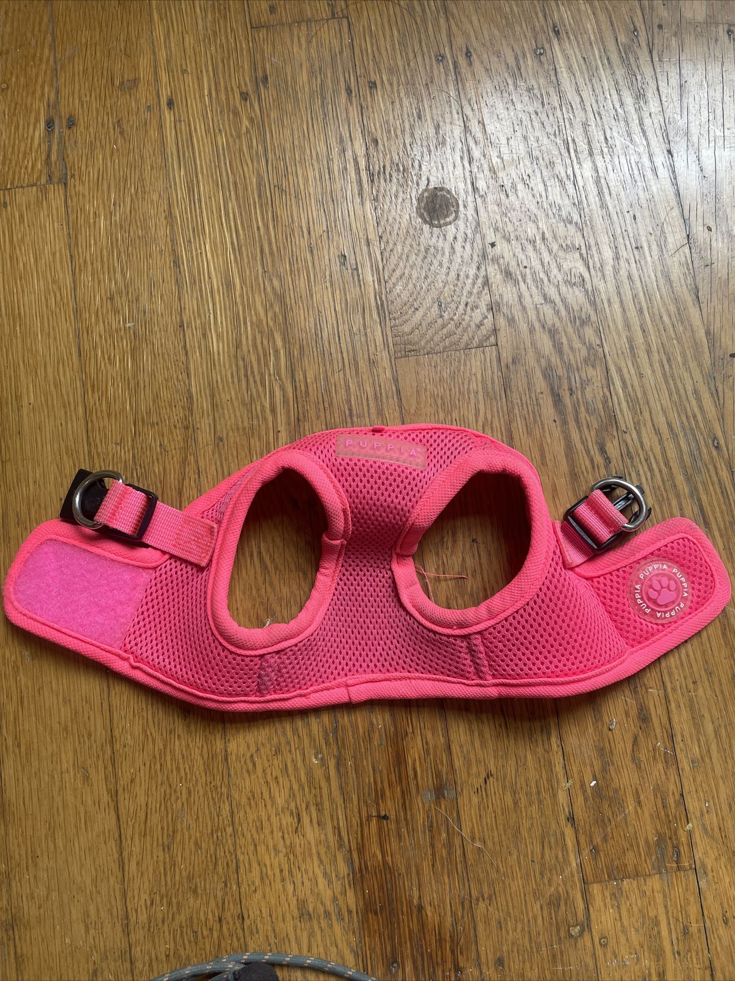 PUPPIA Dog Harness Small Hot Bright Pink Visible Neon Walk Collar NEW- Used Once