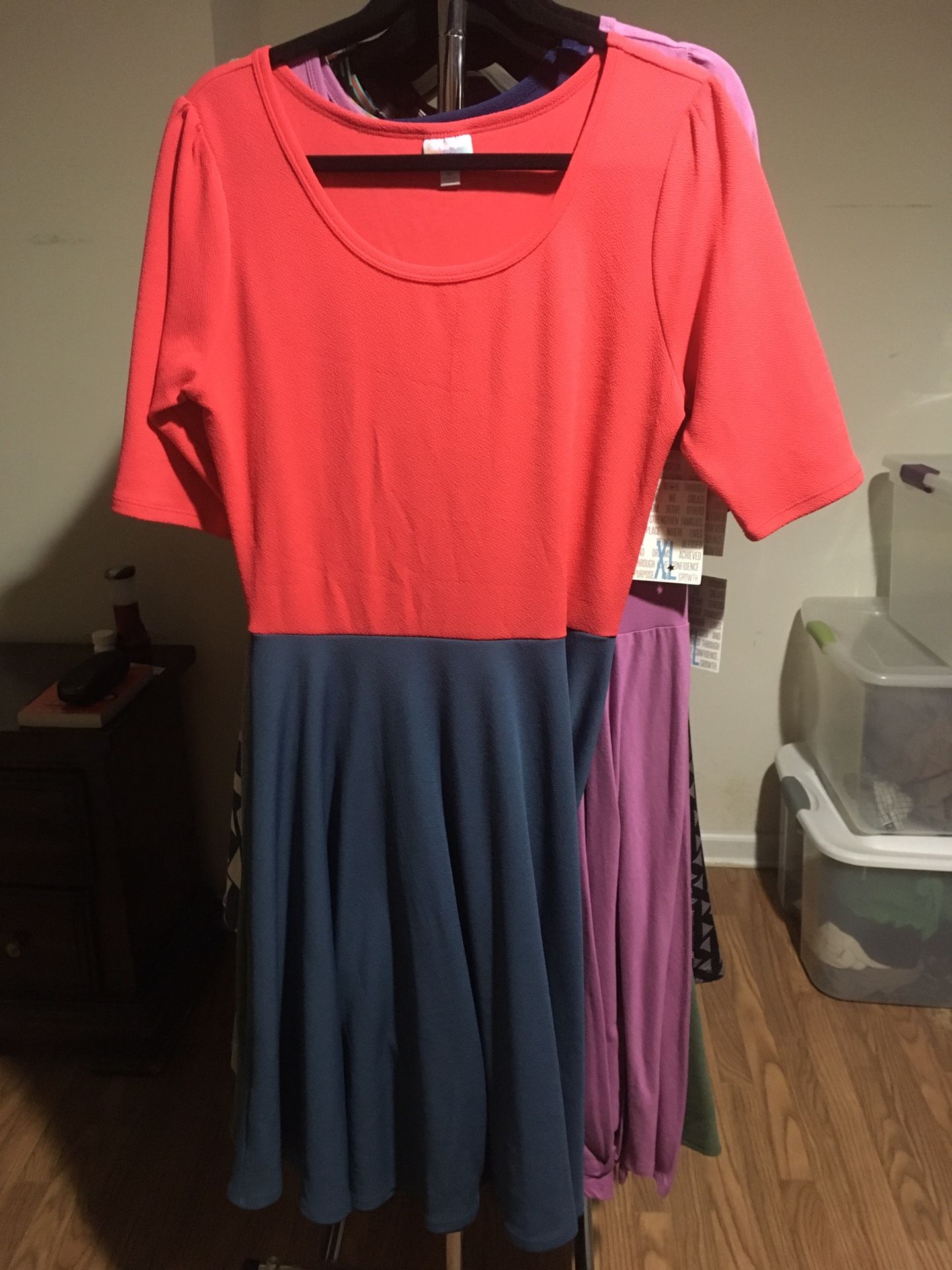 🏀LULAROE XL
