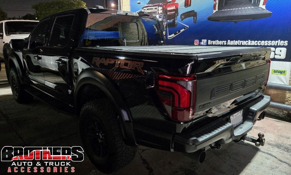 Tonneau Cover Flush Hard Bed Cover Tri-Fold Matte Finish Tapaderas Al Raz Bakflip MX4