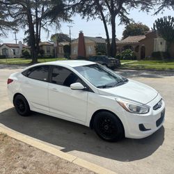2016 Hyundai Accent