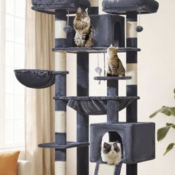 Large Cat Play House Like New