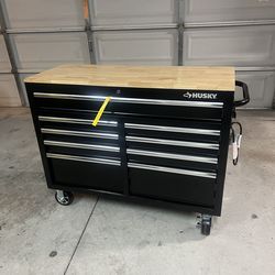 New Husky Tool Storage 46 in. W x 18 in. D 9-Drawer Mobile Workbench Cabinet in Gloss Black