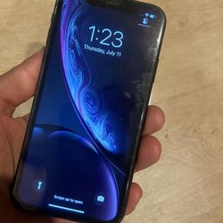 Iphone XR Like Brand New Condition. Has New Charger.