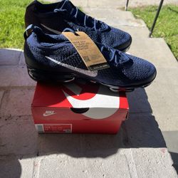 Brand New Nike 10 1/2  $80