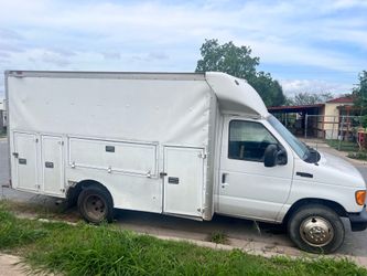 Truck for sale works just fine has few defects