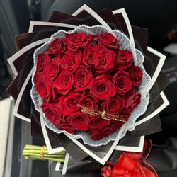 25 Roses 