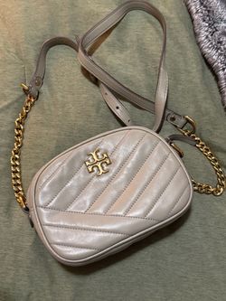 Tory Burch KIRA CHEVRON SMALL CAMERA BAG