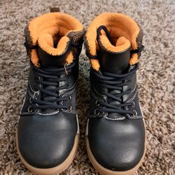 Boys Boots Size 10