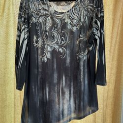 Women’s Plus Size Long Sleeve Tunic 